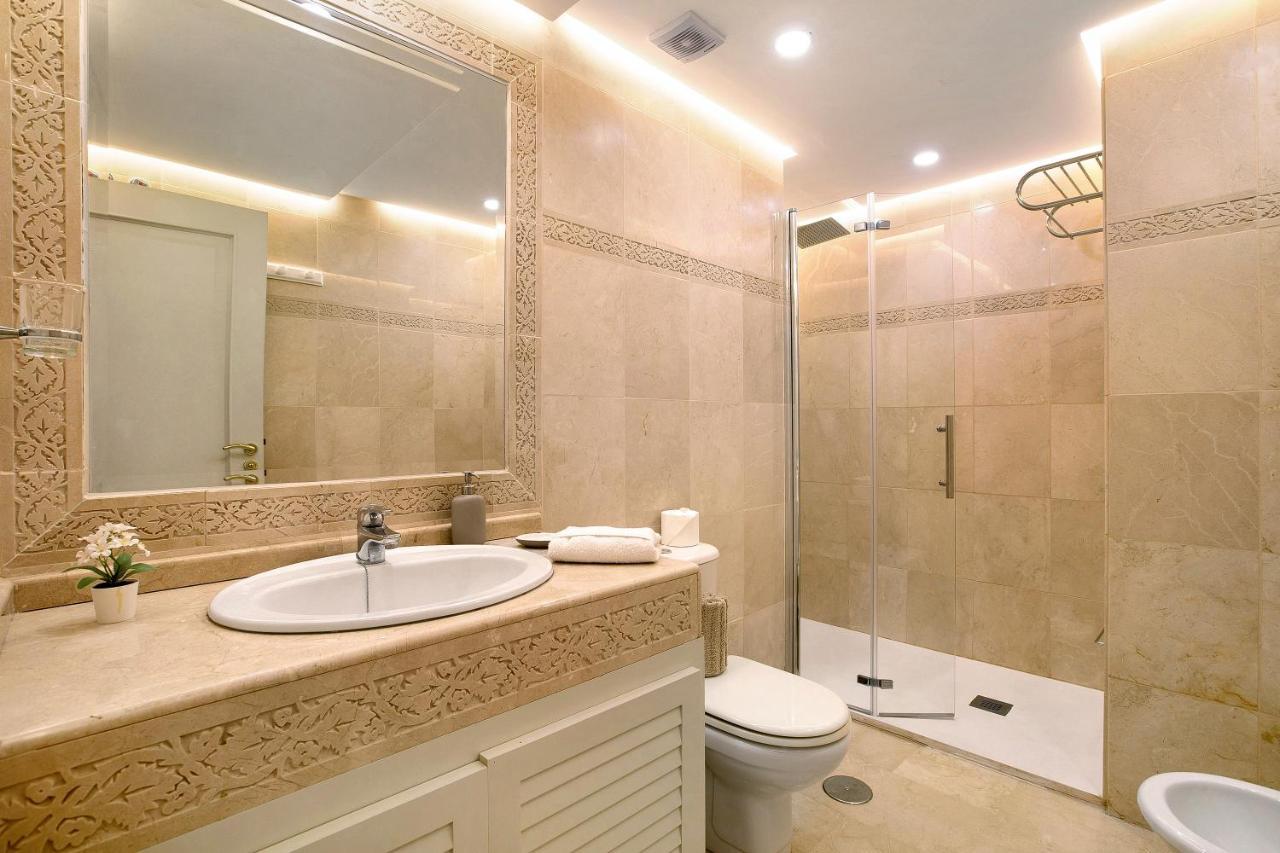Apartmán Luxury In Puerto Marina Benalmádena Exteriér fotografie