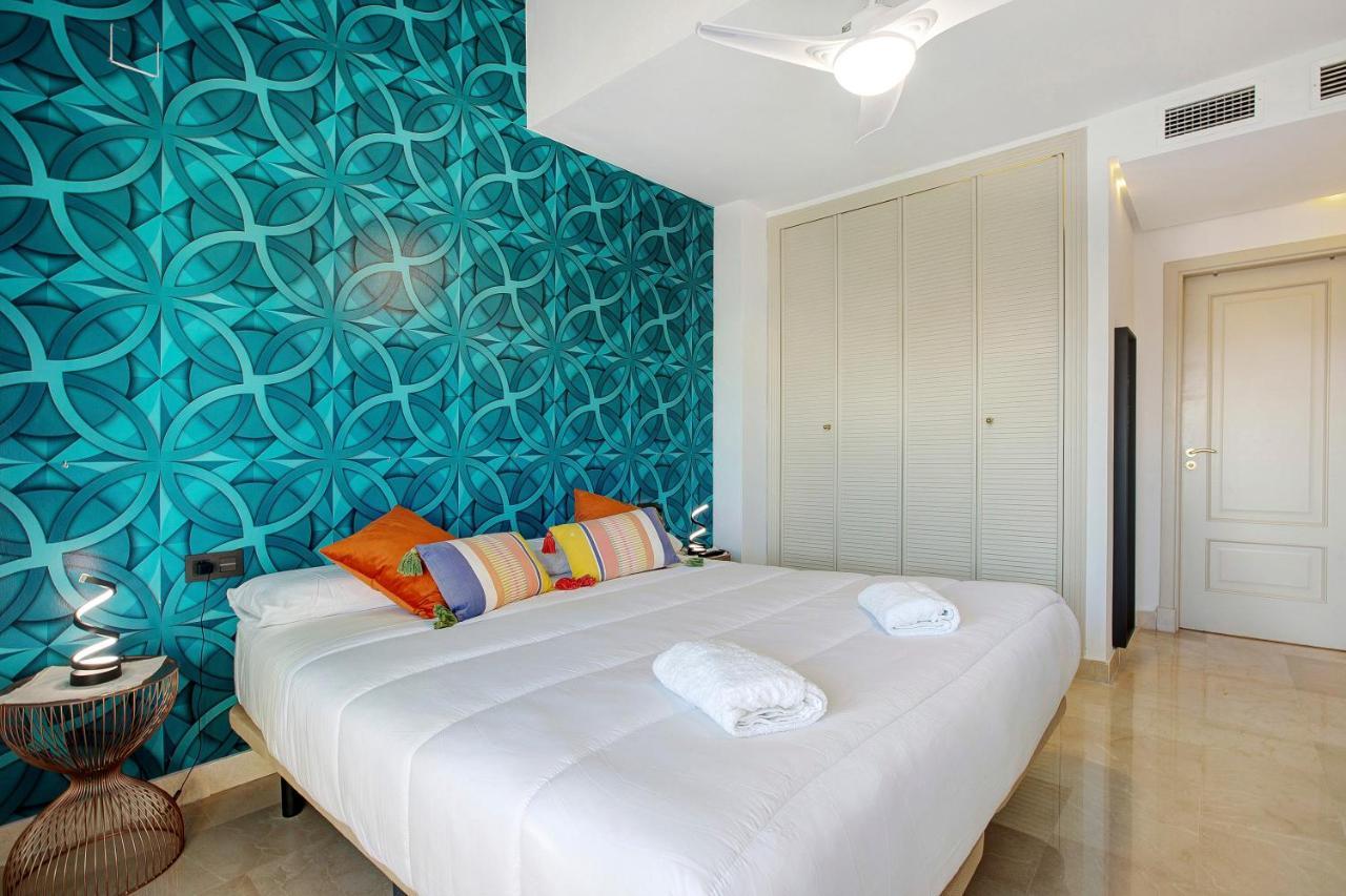 Apartmán Luxury In Puerto Marina Benalmádena Exteriér fotografie