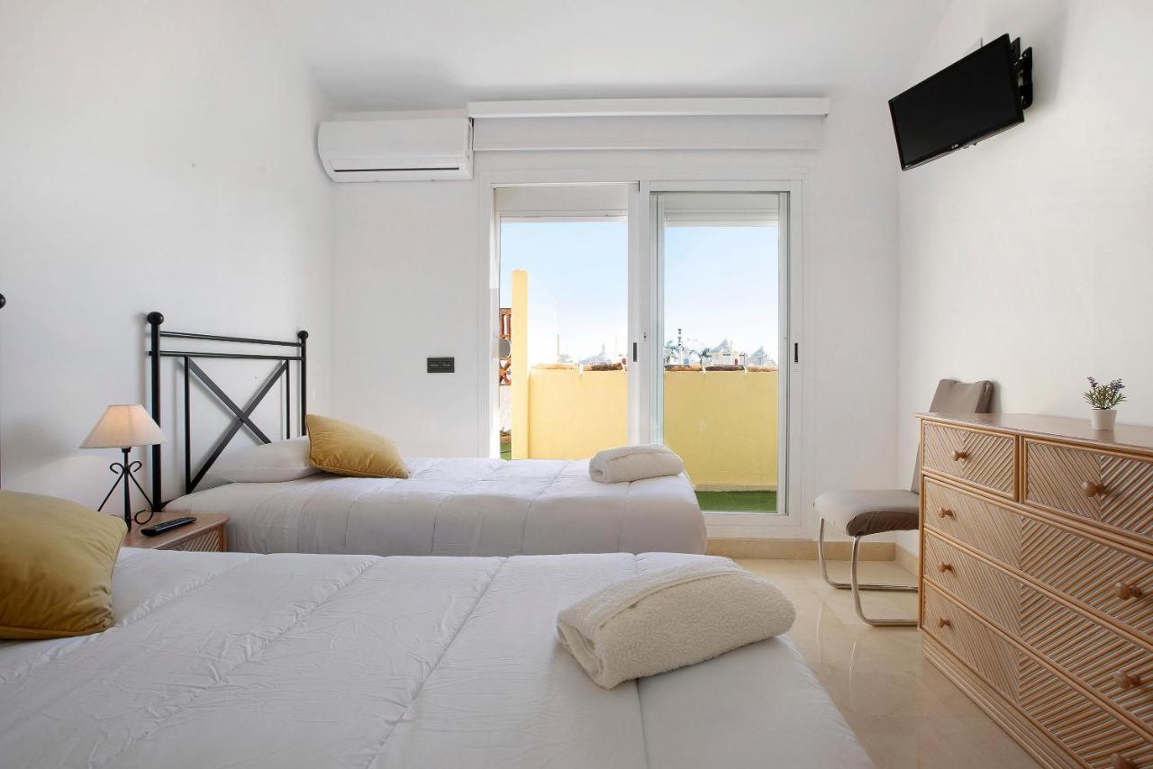 Apartmán Luxury In Puerto Marina Benalmádena Exteriér fotografie