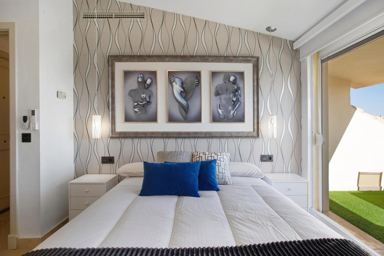 Apartmán Luxury In Puerto Marina Benalmádena Exteriér fotografie
